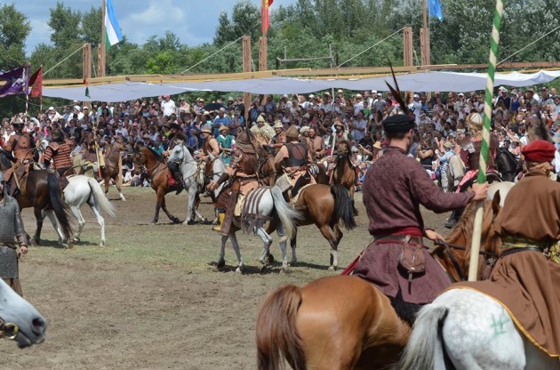 kurultaj_seregsz
